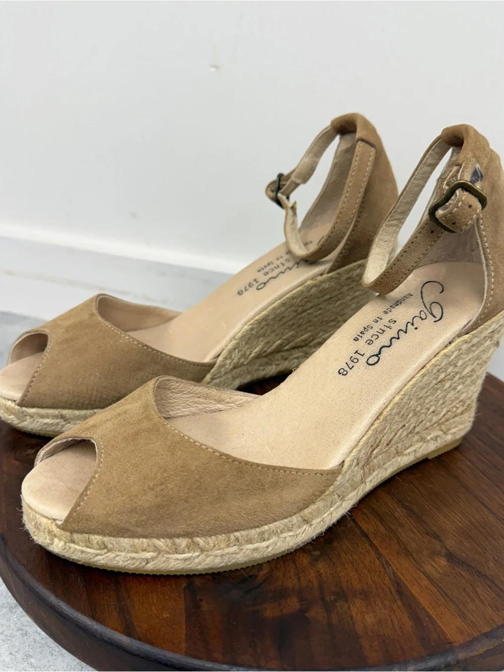 Gaimo Spain Tan Suede Espadrille Wedge Sandals Size 39